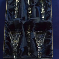 Kryštáľové poháre na LIKÉR so swarovski kryštáľmi v saténovom balení