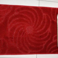 Koberec do kúpeľne (50x80cm) - červený