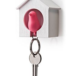 Vešiačik na kľúče Qualy Sparrow, biela búdka / ružový vtáčik