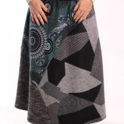 Dámska sukňa vzorovaná - tyrkysový vzor
