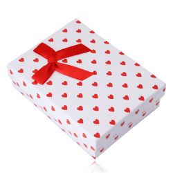 Darčeková krabička na retiazku alebo set - červené srdiečka, biely podklad Y06.01