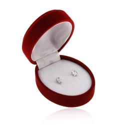 Šperky Eshop - Oválna bordová krabička na náušnice, prívesok alebo dva prstene, zamatový povrch U31.05