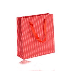Šperky Eshop - Papierová darčeková taštička - červená farba, biele bodky, hladký povrch Y31.04