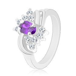 Šperky Eshop - Prsteň s lesklými ramenami, fialový ovál, hladké páry oblúkov, číre zirkóny V03.19 - Veľkosť: 49 mm