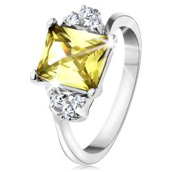 Šperky Eshop - Prsteň v striebornom odtieni, obdĺžnikový zirkón v žltozelenej farbe AC15.08 - Veľkosť: 58 mm