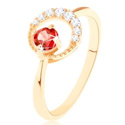 Šperky Eshop - Zlatý prsteň 585 - zirkónový kosák mesiaca, okrúhly červený granát GG91.25/51/55 - Veľkosť: 49 mm