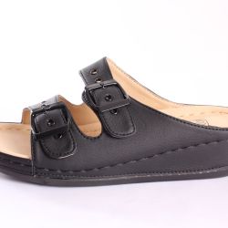 Dámske zdravotné papuče (0822) - čierne