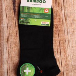 Pánske bambusové členkové ponožky AURA.VIA (FFD8106) - čierne